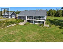 4pc Ensuite bath - 2285 Port Malcolm Road, Port Malcolm, NS B9A1Z6 Photo 9