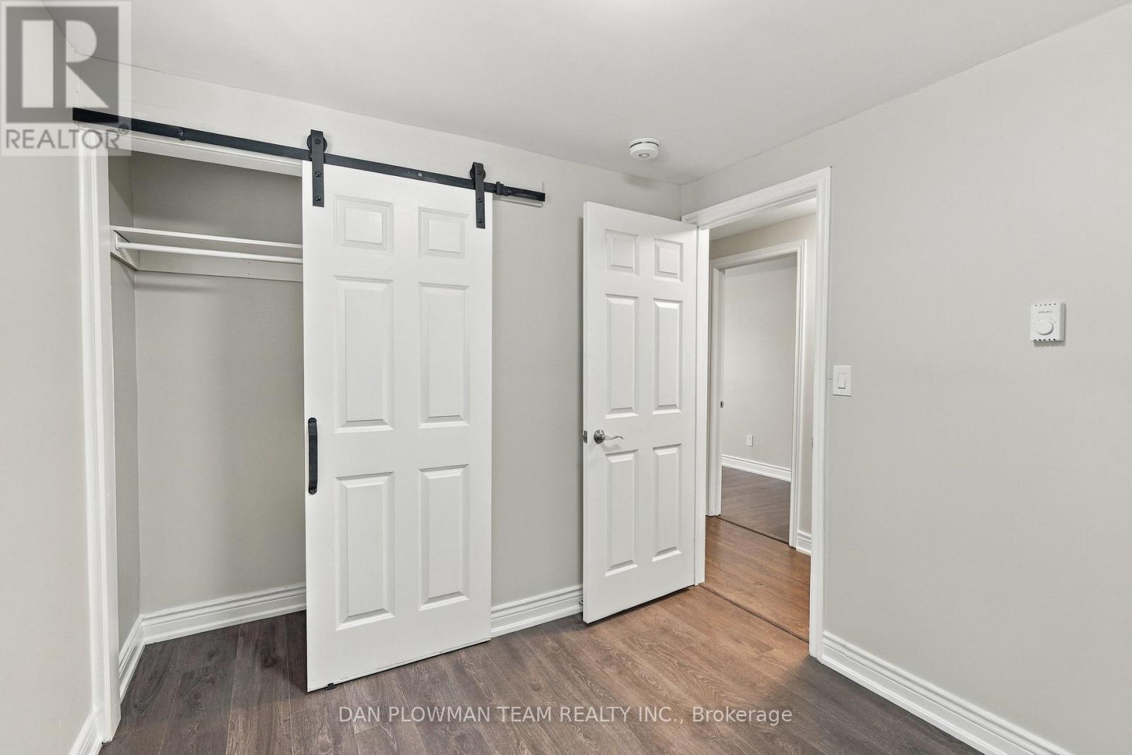 228 MEDINA COURT - Image 33