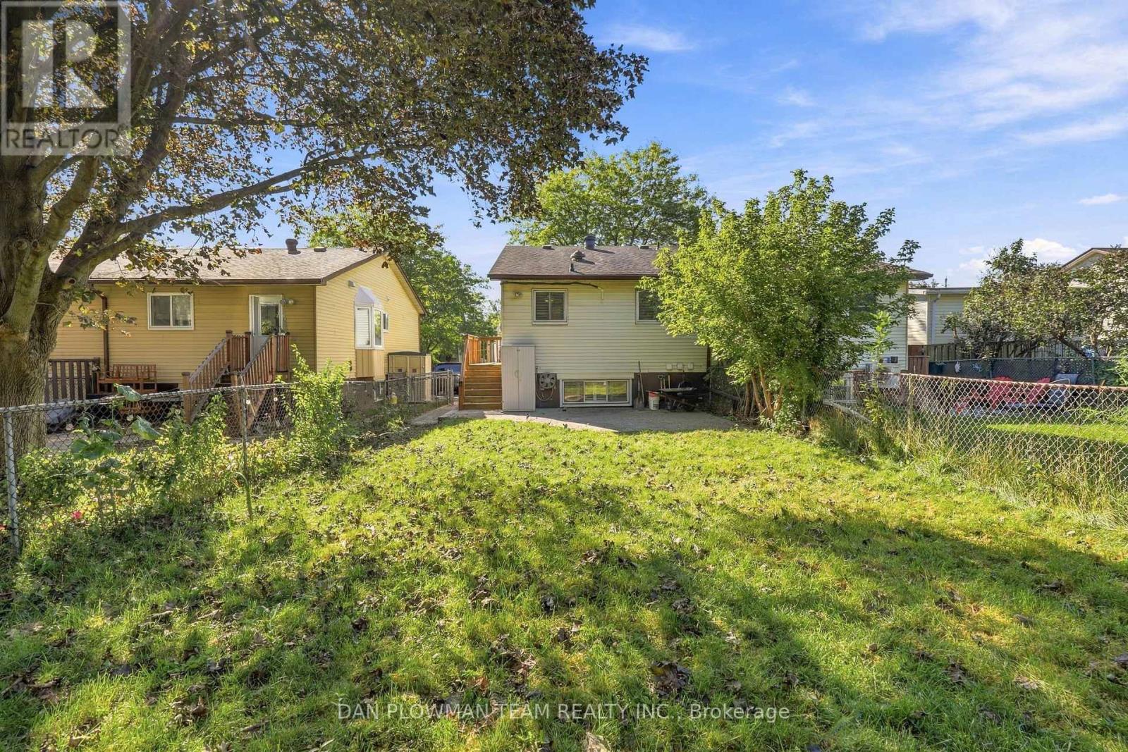 228 MEDINA COURT - Image 36