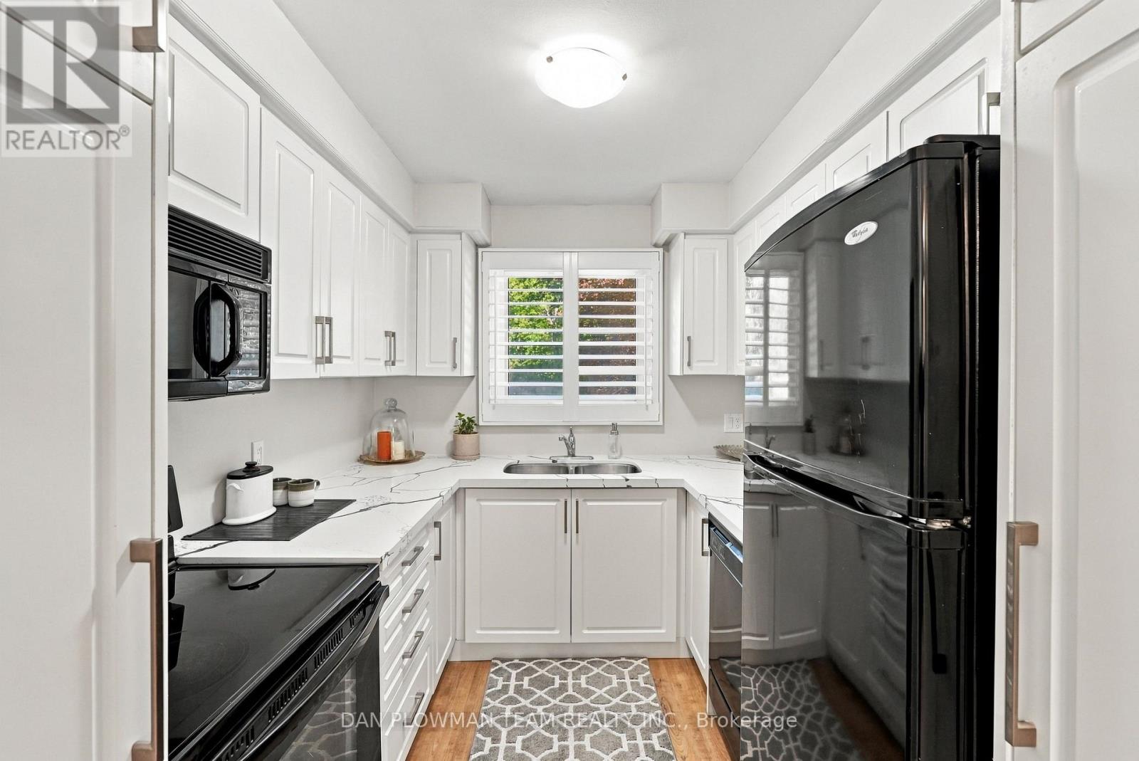 228 MEDINA COURT - Image 7