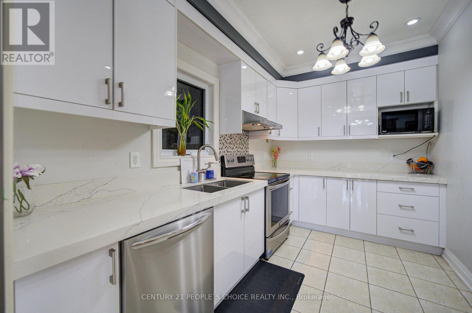 145 TRAILHEAD AVENUE - Image 17