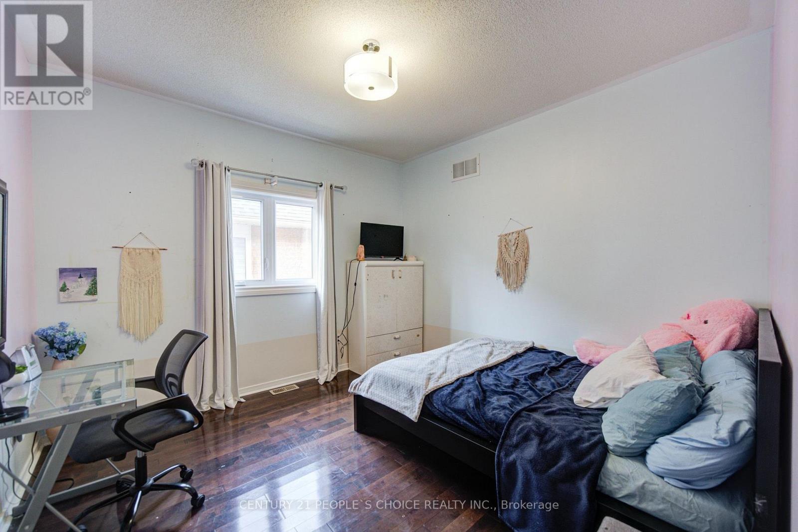 145 TRAILHEAD AVENUE - 23
