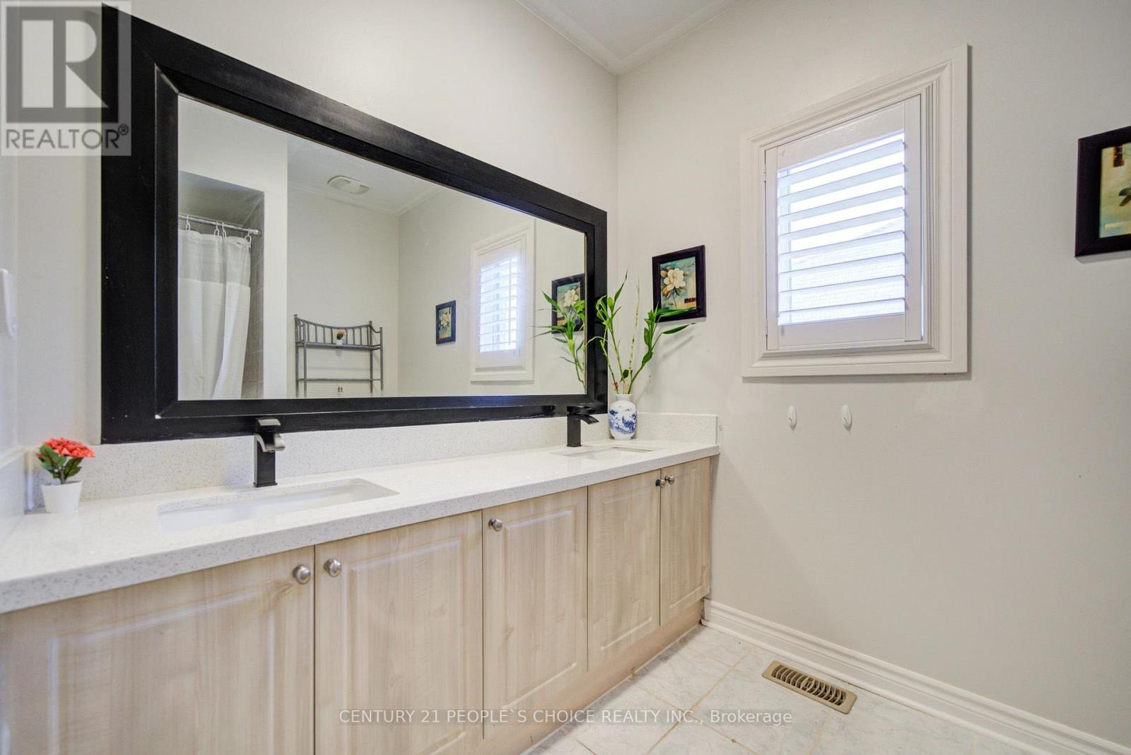 145 TRAILHEAD AVENUE - Image 25