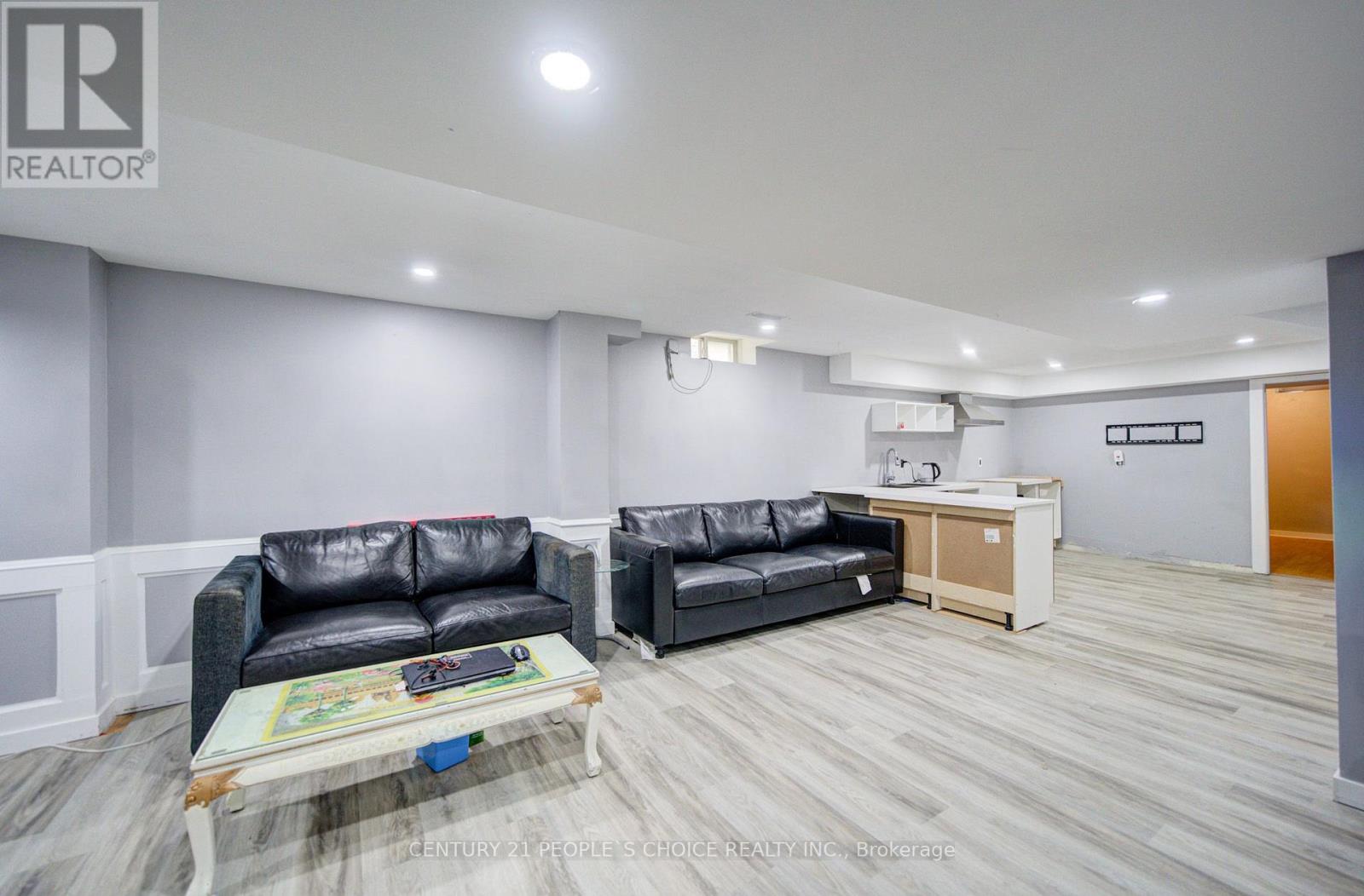 145 TRAILHEAD AVENUE - 28