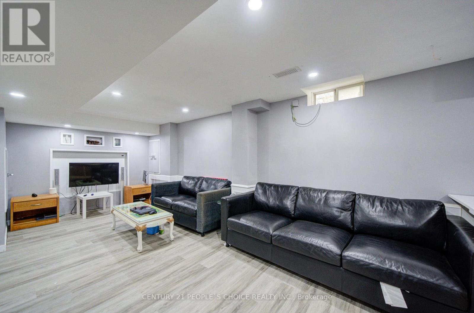 145 TRAILHEAD AVENUE - Image 29
