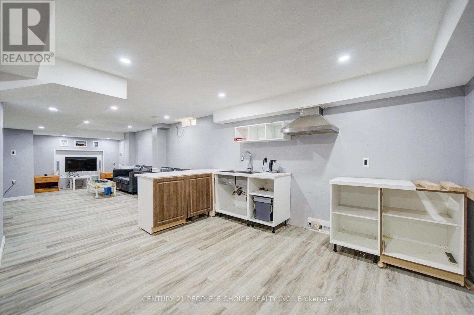 145 TRAILHEAD AVENUE - 30