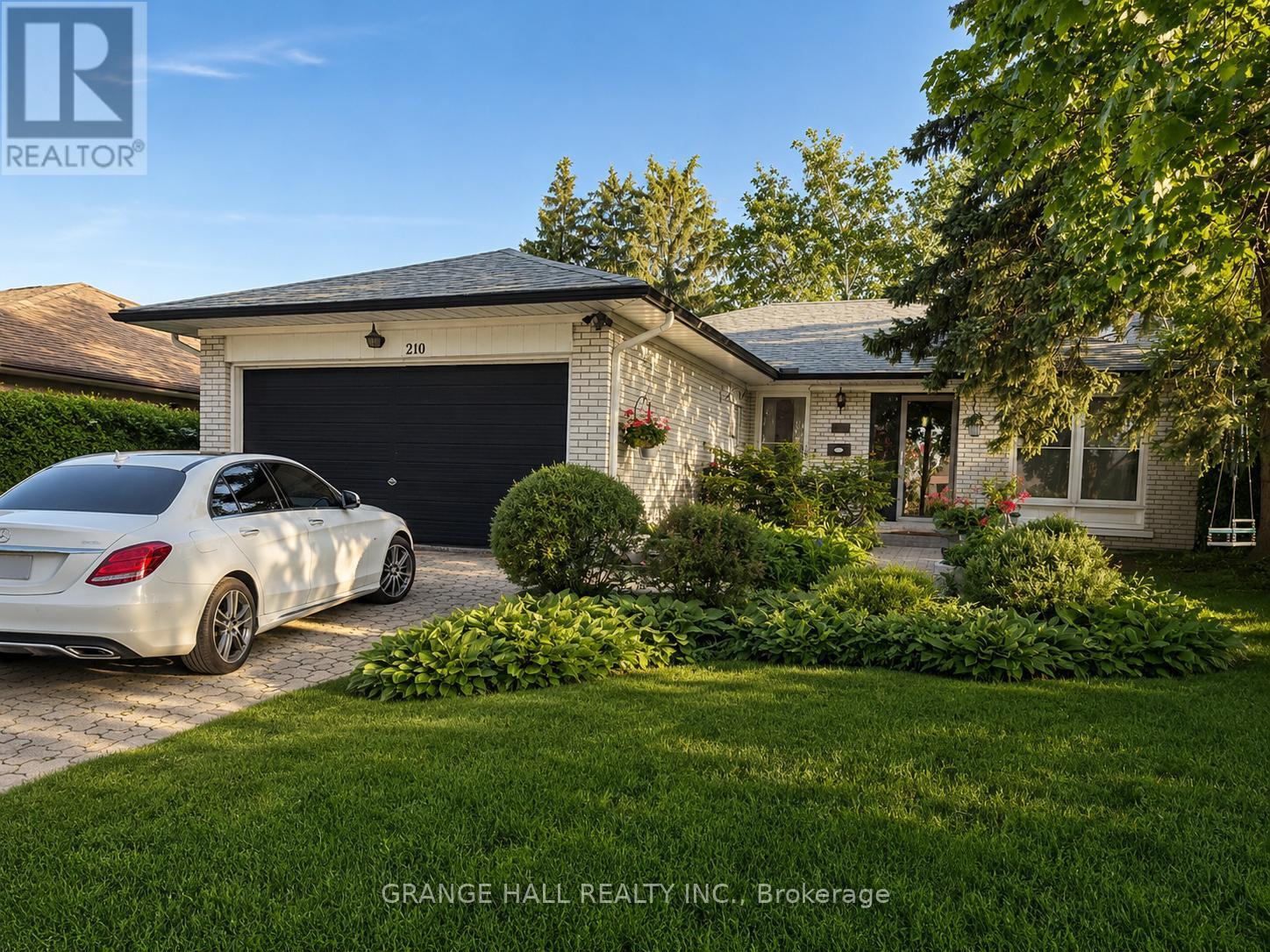 Photo of 210 Lloyd Manor Road