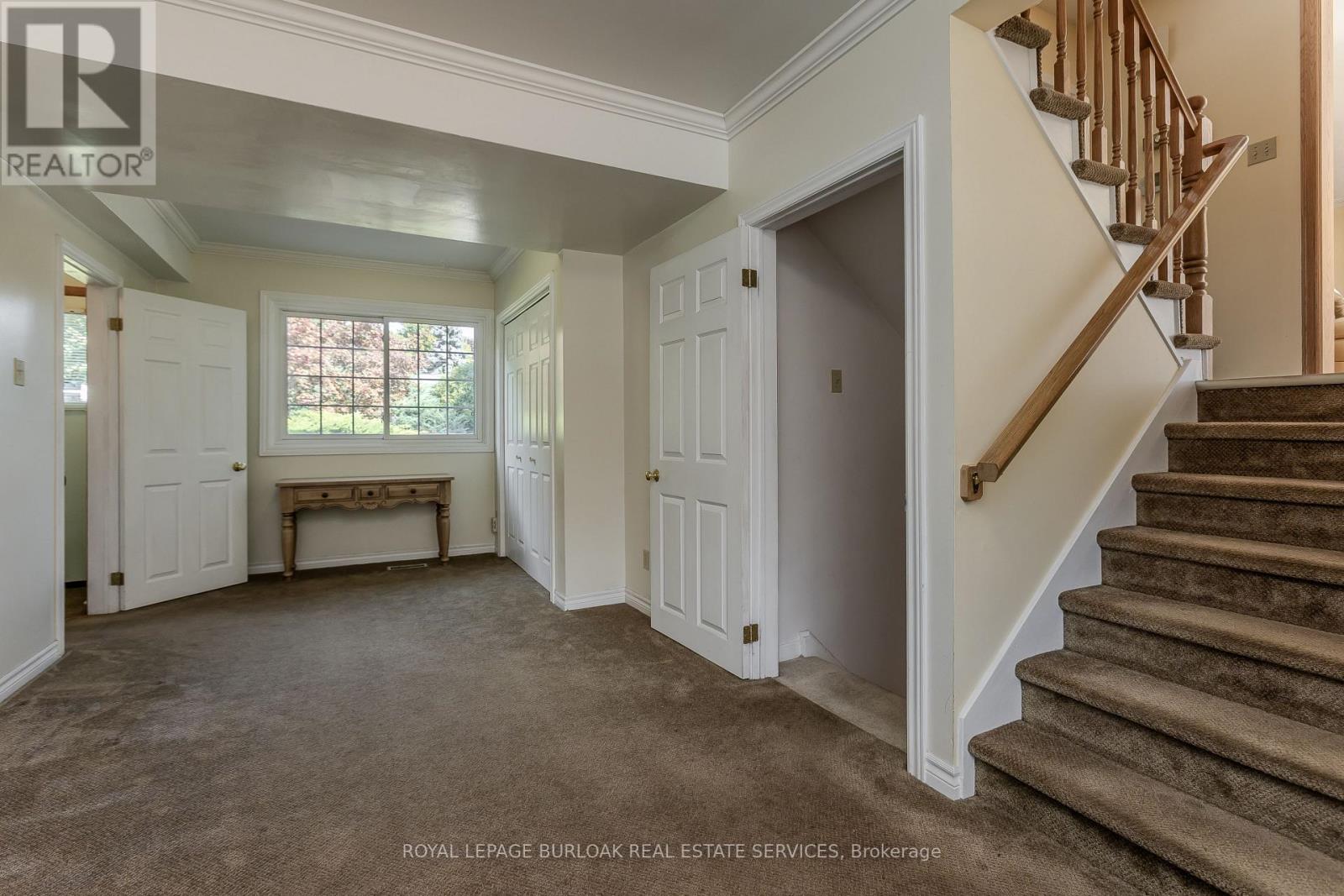 247 WALDEN DRIVE - Image 24