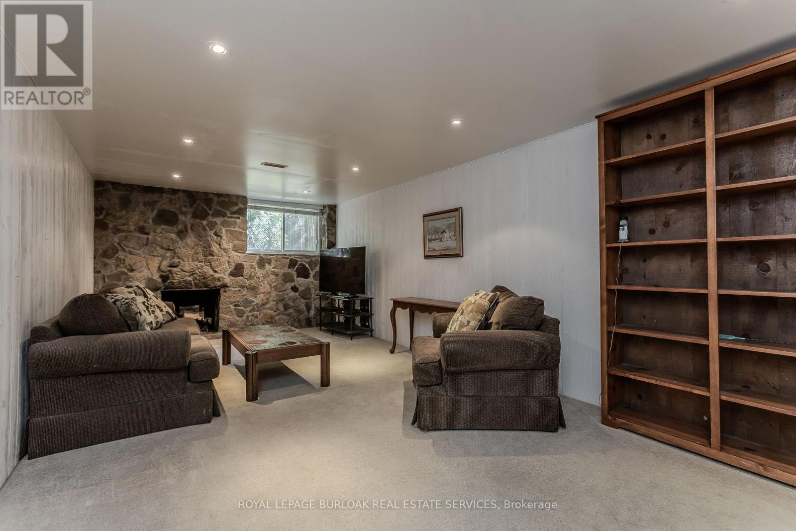 247 WALDEN DRIVE - Image 26