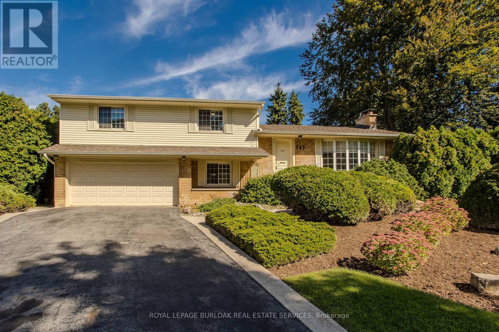 247 WALDEN DRIVE - Image 30