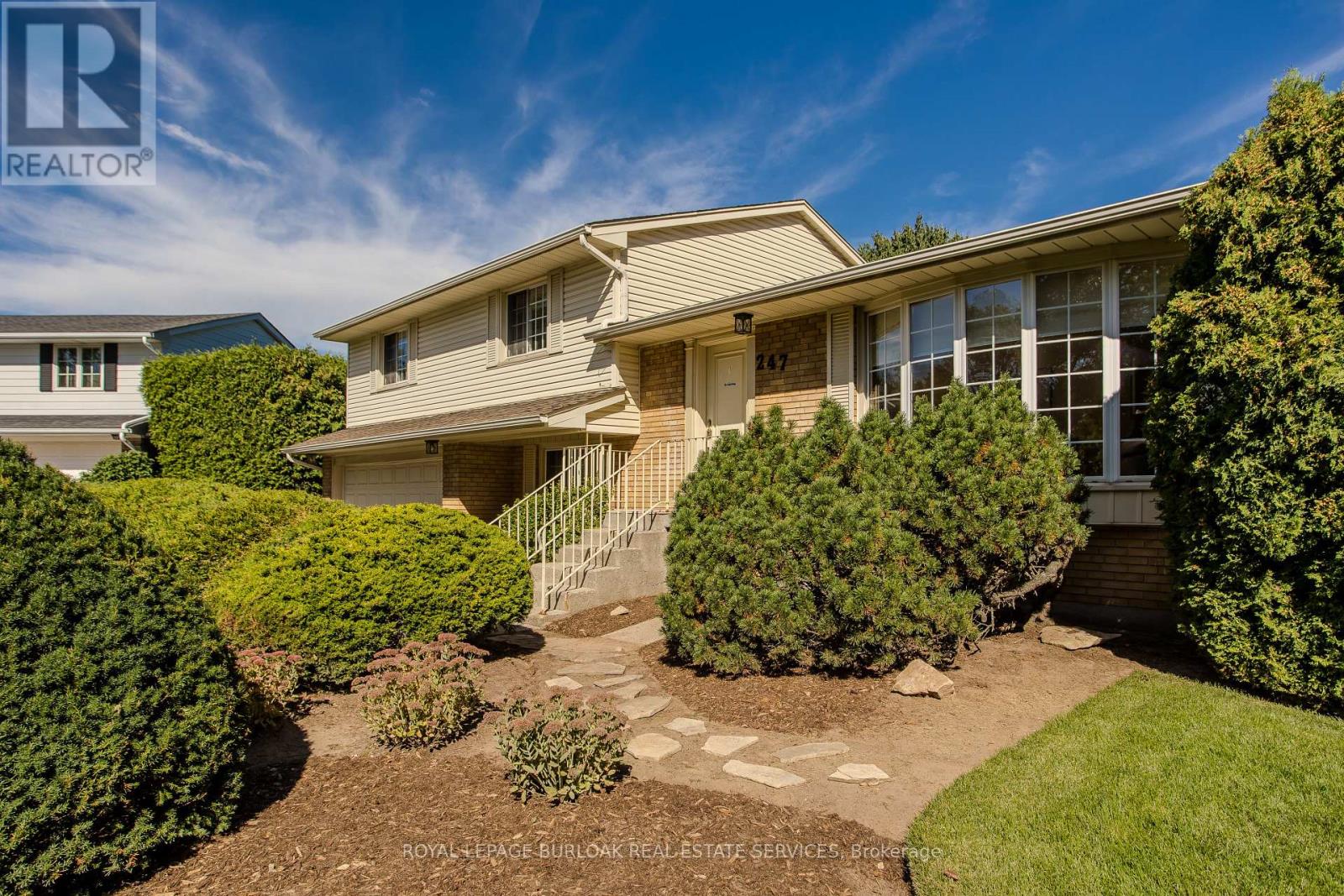 247 WALDEN DRIVE - Image 31