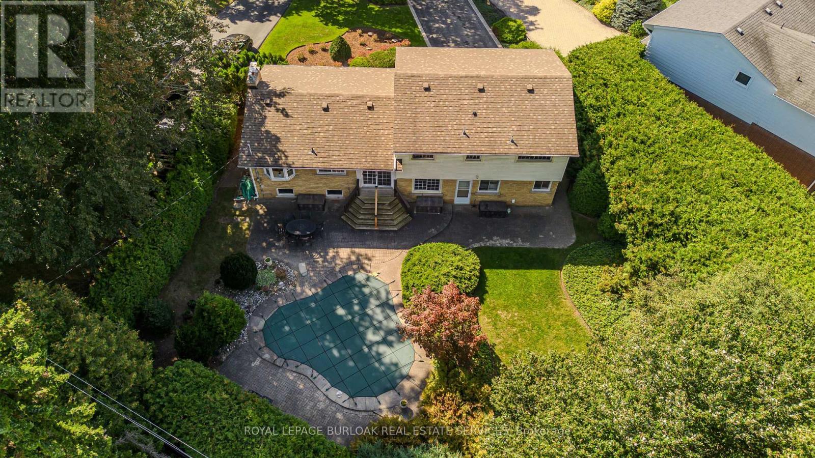 247 WALDEN DRIVE - Image 32