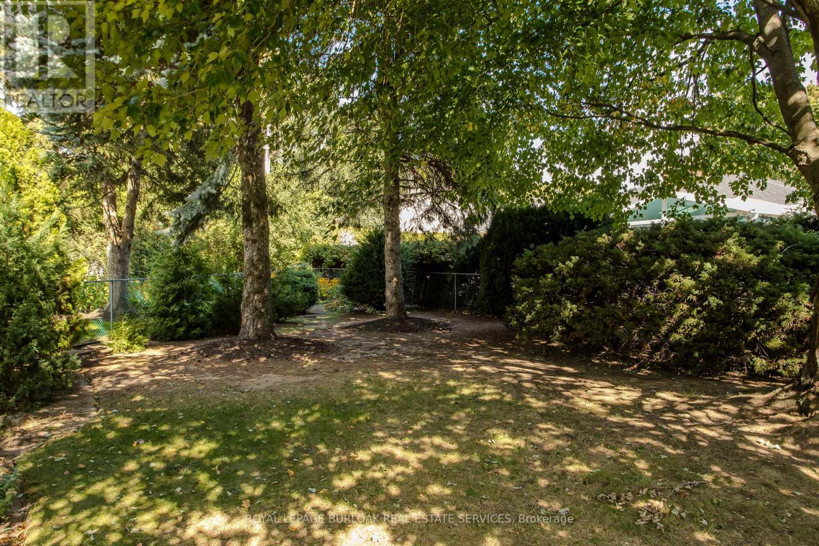 247 WALDEN DRIVE - Image 9