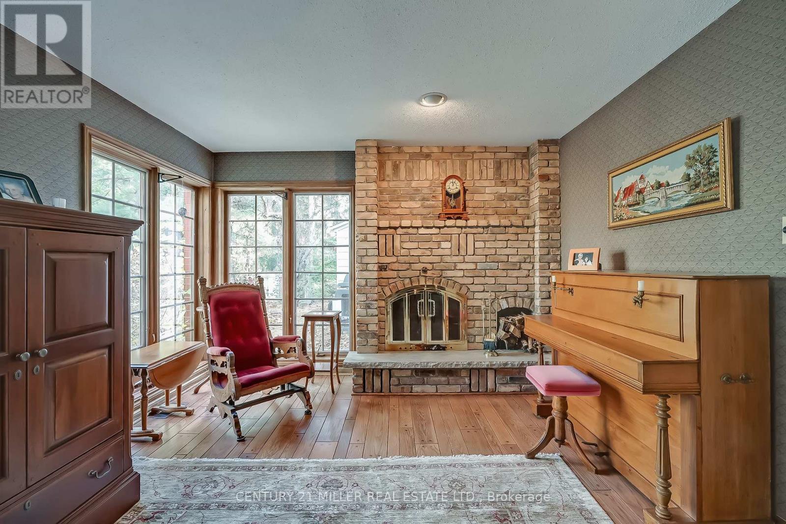 1296 CUMNOCK CRESCENT - Image 22