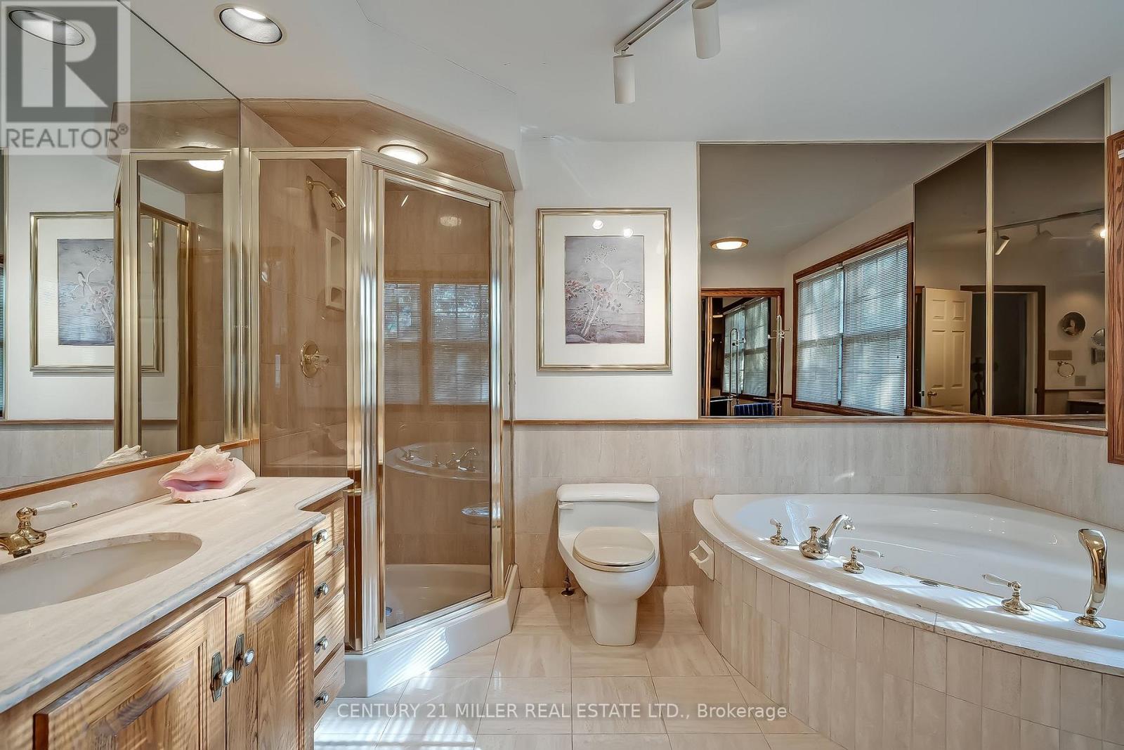1296 CUMNOCK CRESCENT - 32