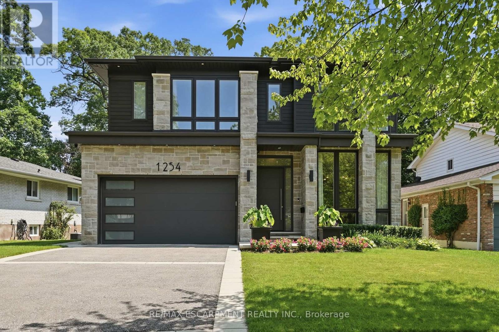 Photo of 1254 Bramblewood Lane