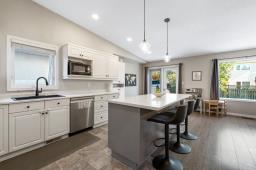 Utility room - 94 Branson Crescent, Winnipeg, MB R3T5V9 Photo 9