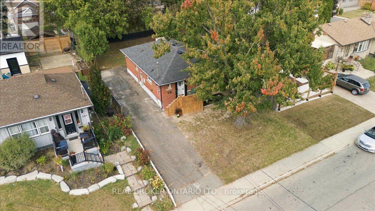 480 ROSSEAU ROAD - 27