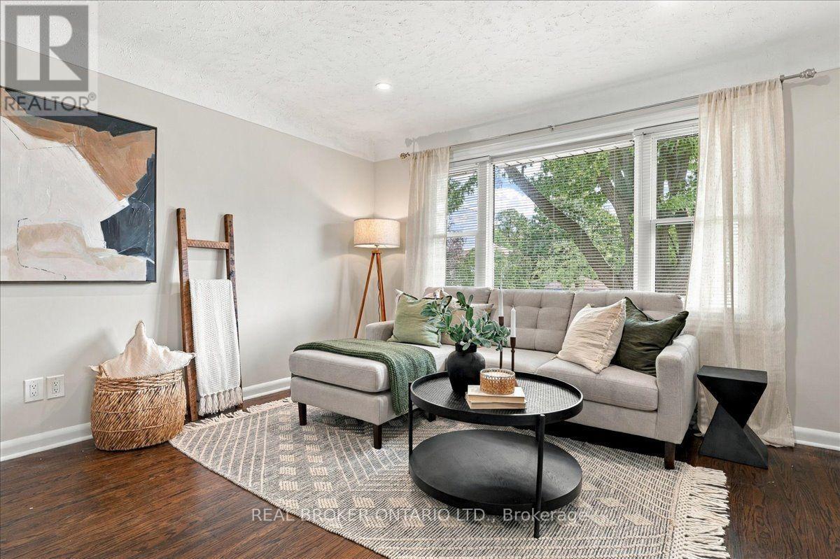 480 ROSSEAU ROAD - 6