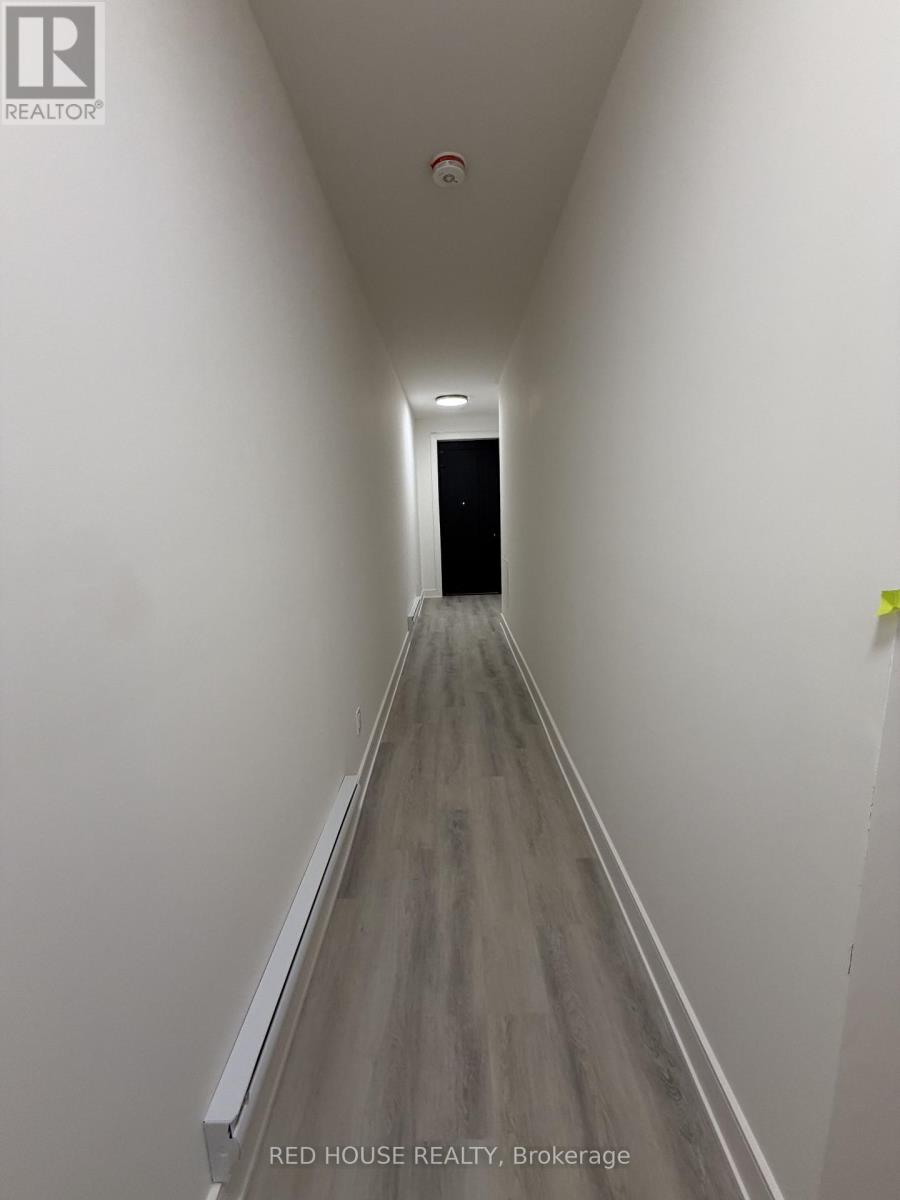 240 Ellis Avenue — photo 37
