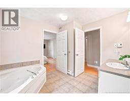 1044 Barachois Street, Dieppe, NB E1A7S8 Photo 27