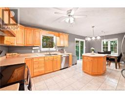 Kitchen/Dining room - 1044 Barachois Street, Dieppe, NB E1A7S8 Photo 10