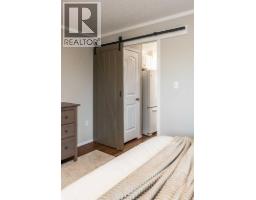48 Chartwell Place Se, Medicine Hat, AB T1B0E4 Photo 25