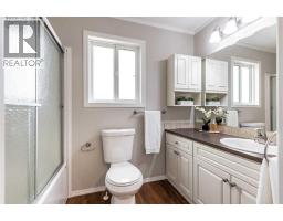 48 Chartwell Place Se, Medicine Hat, AB T1B0E4 Photo 26