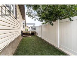 48 Chartwell Place Se, Medicine Hat, AB T1B0E4 Photo 41