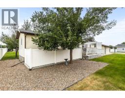48 Chartwell Place Se, Medicine Hat, AB T1B0E4 Photo 43
