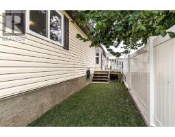 48 Chartwell Place Se, Medicine Hat, AB T1B0E4 Photo 42