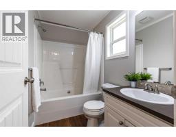 48 Chartwell Place Se, Medicine Hat, AB T1B0E4 Photo 35