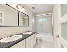 9084 Prince Charles Boulevard, Surrey, BC V3V1R5 Photo 17