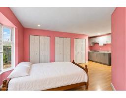 9084 Prince Charles Boulevard, Surrey, BC V3V1R5 Photo 18