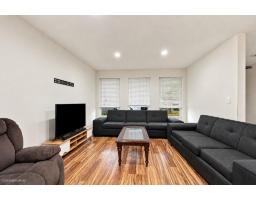 9084 Prince Charles Boulevard, Surrey, BC V3V1R5 Photo 7