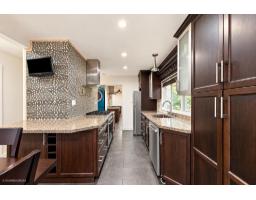 9084 Prince Charles Boulevard, Surrey, BC V3V1R5 Photo 11
