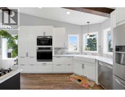 3pc Bathroom - 2 Denmark Crescent, Red Deer, AB T4R2K4 Photo 8