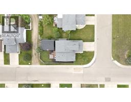 2 Denmark Crescent, Red Deer, AB T4R2K4 Photo 26