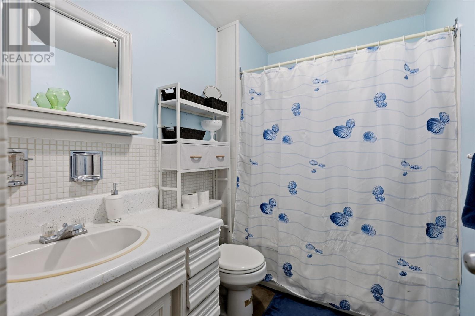 386 Second AVE - 20