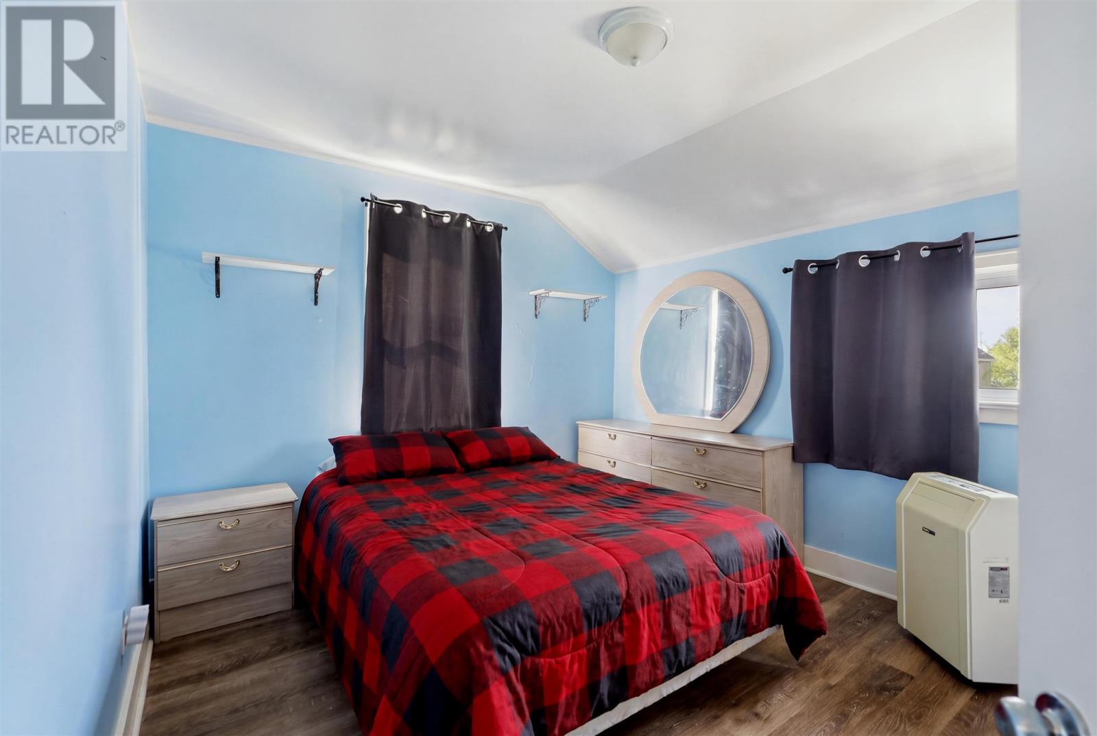386 Second AVE - 25