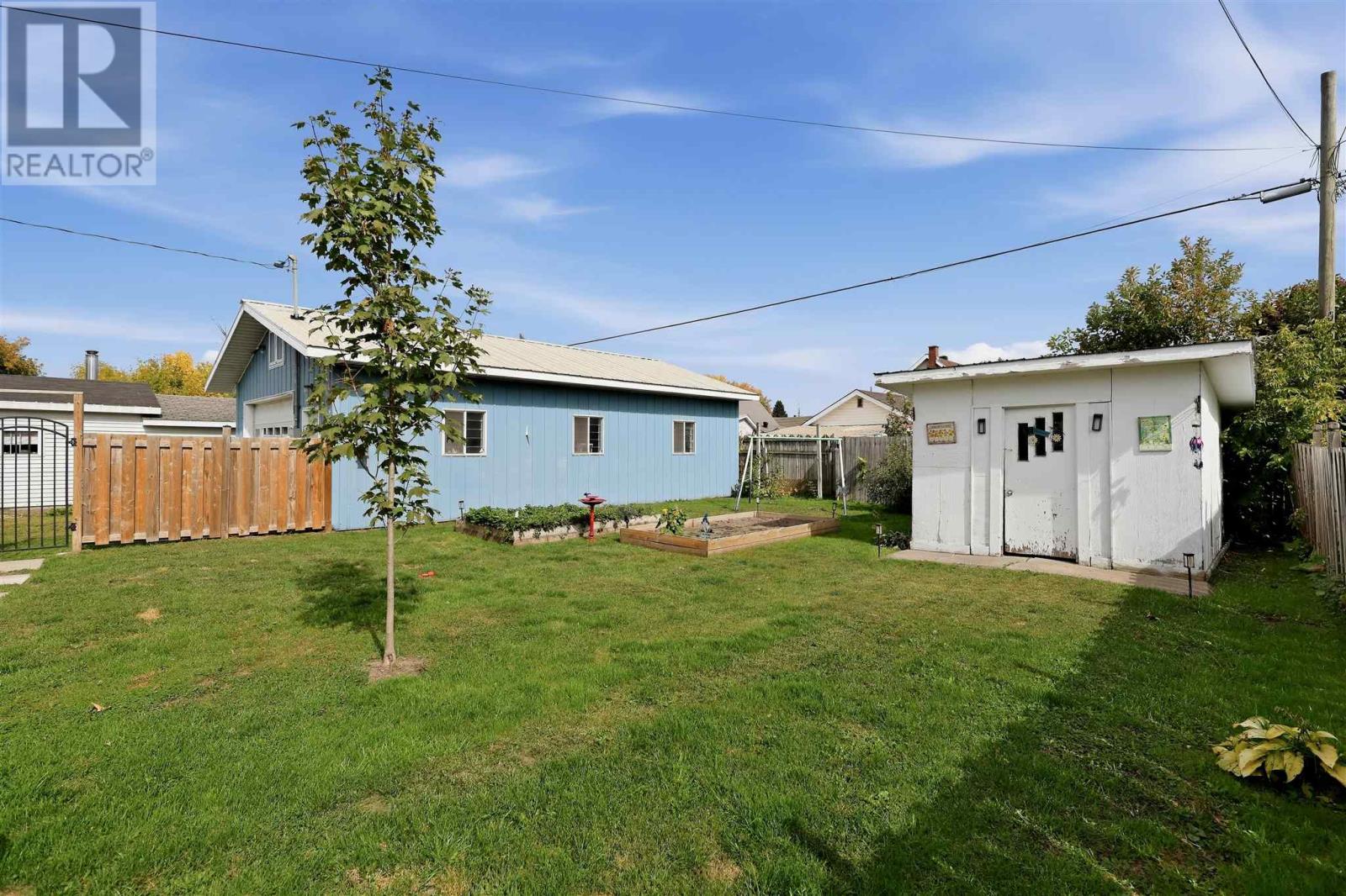386 Second AVE - Image 35