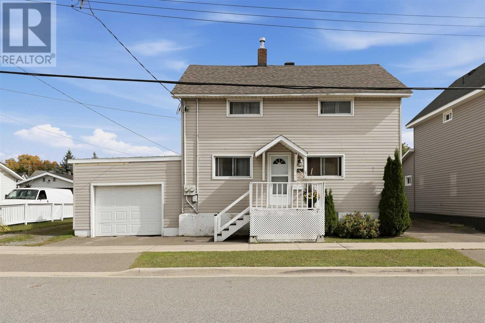 386 Second AVE - 36