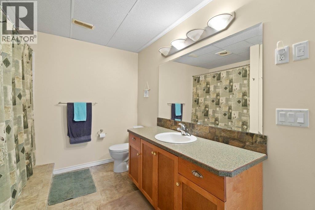 #7 881 16 Street NE - Image 58