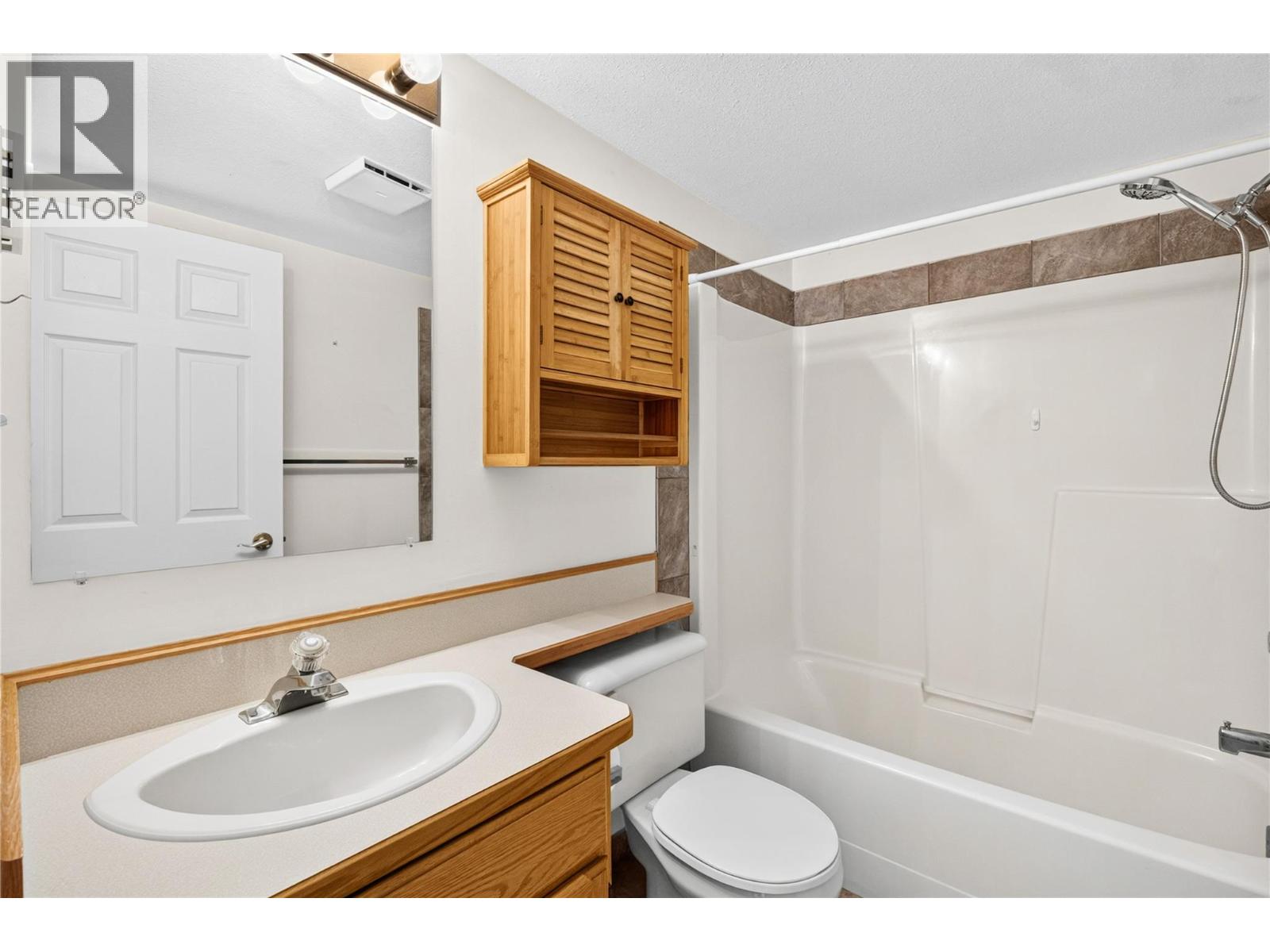 301 1750 ATKINSON Street, Penticton