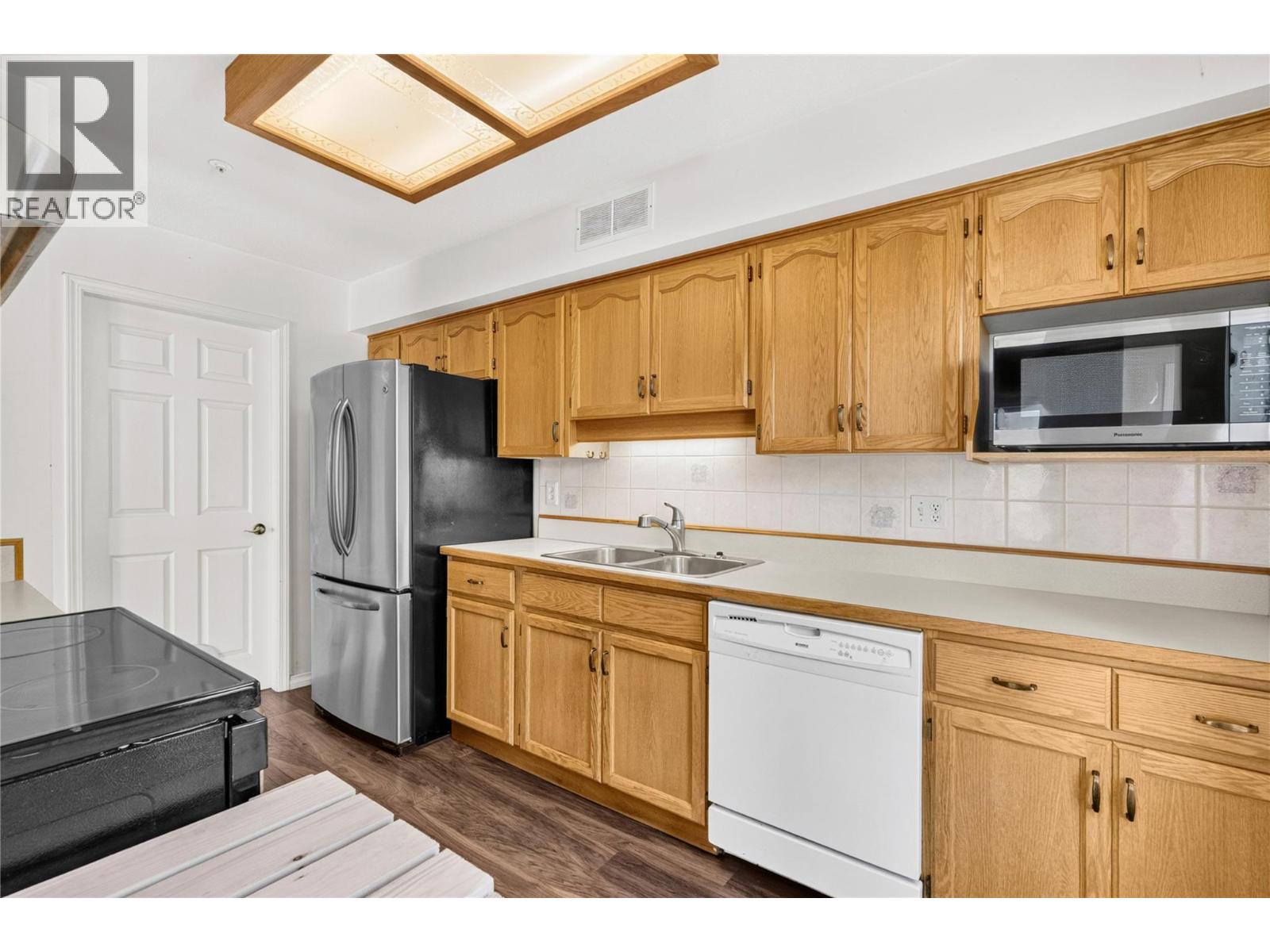 301 1750 ATKINSON Street, Penticton
