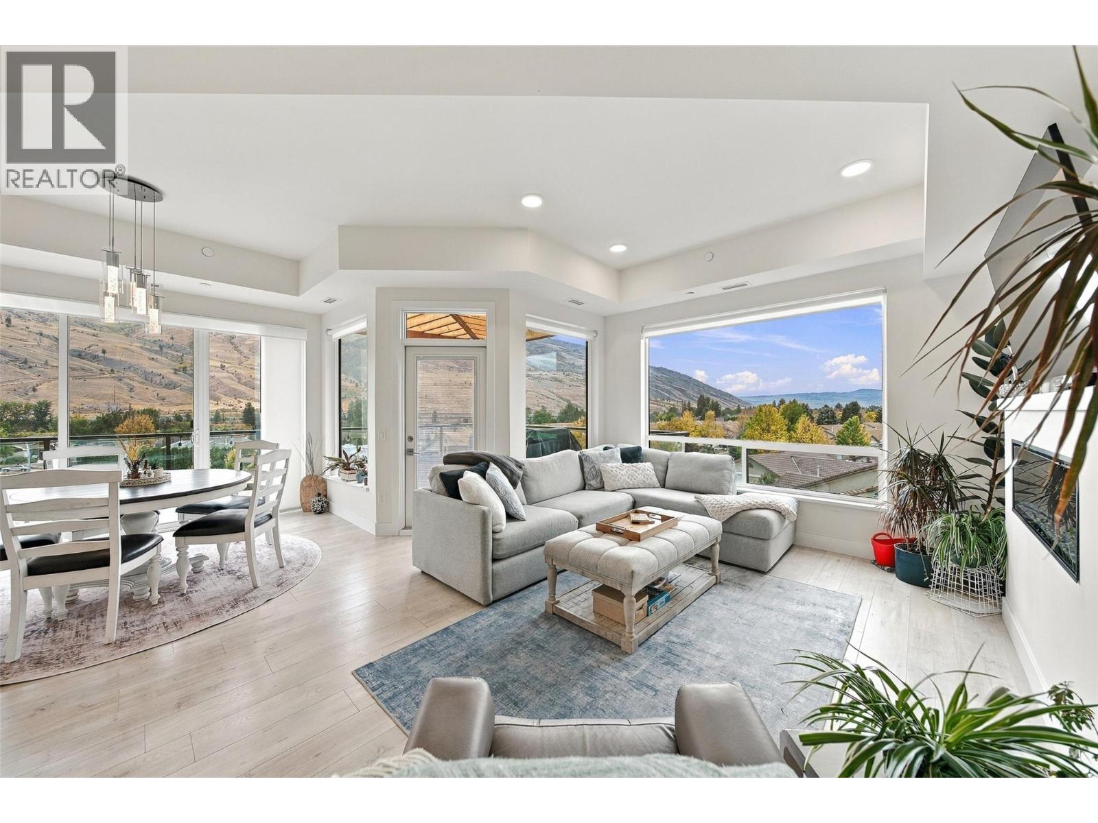 #302 651 DUNES Drive - 16