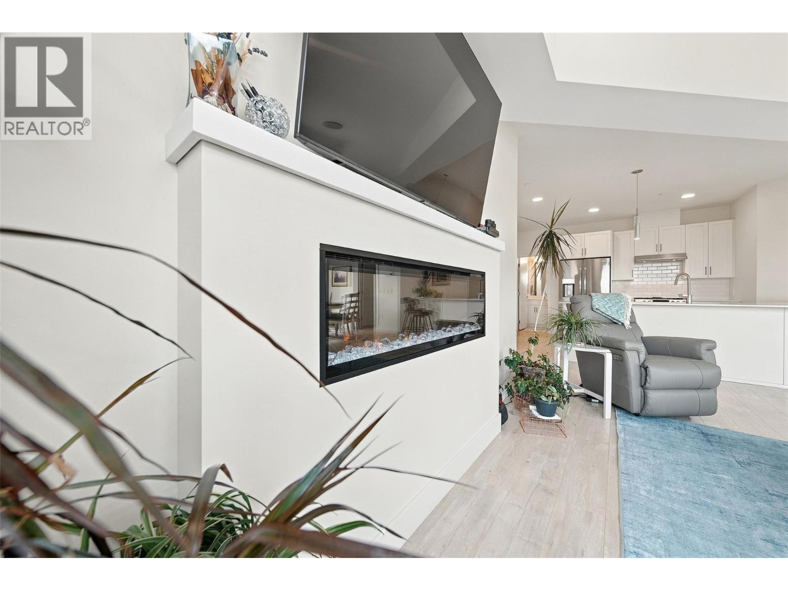 #302 651 DUNES Drive - 21