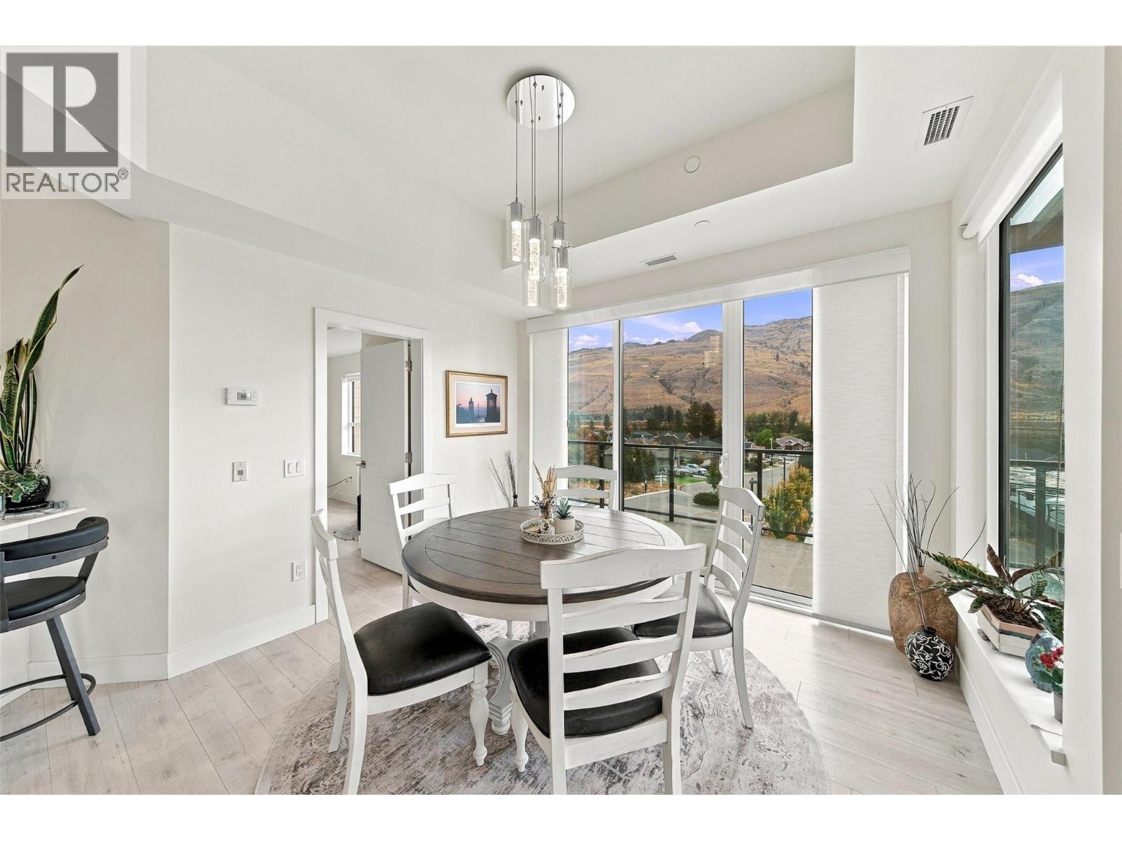 #302 651 DUNES Drive - 22