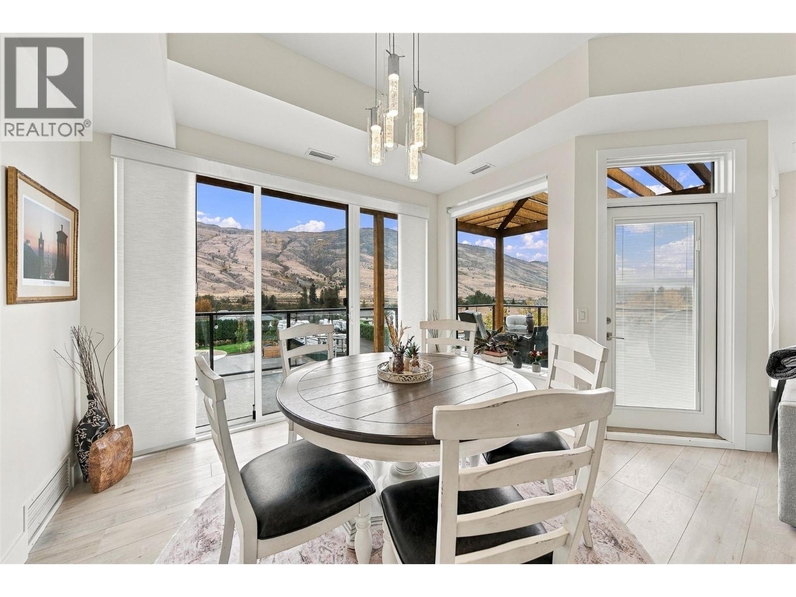 #302 651 DUNES Drive - 23
