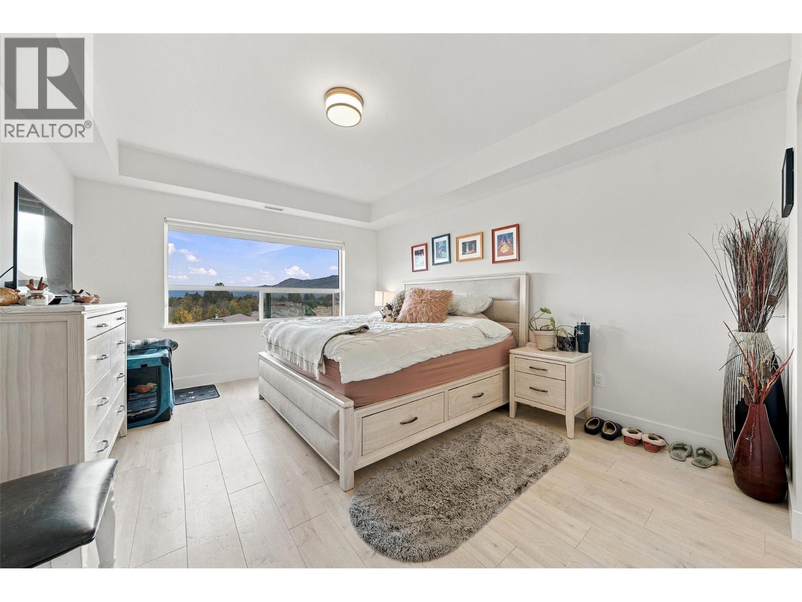 #302 651 DUNES Drive - 34